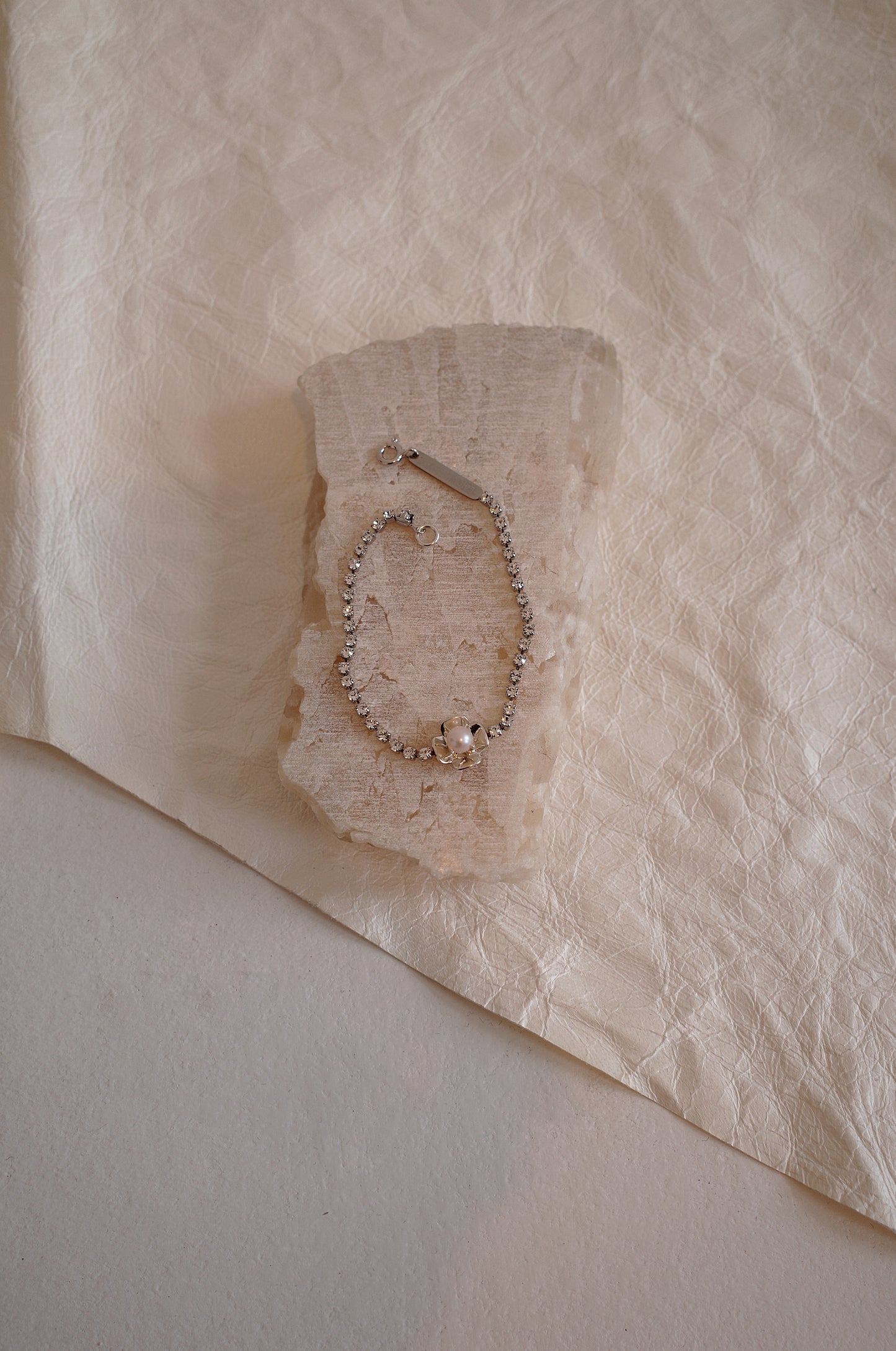 Trillium Bracelet, in Pure Water