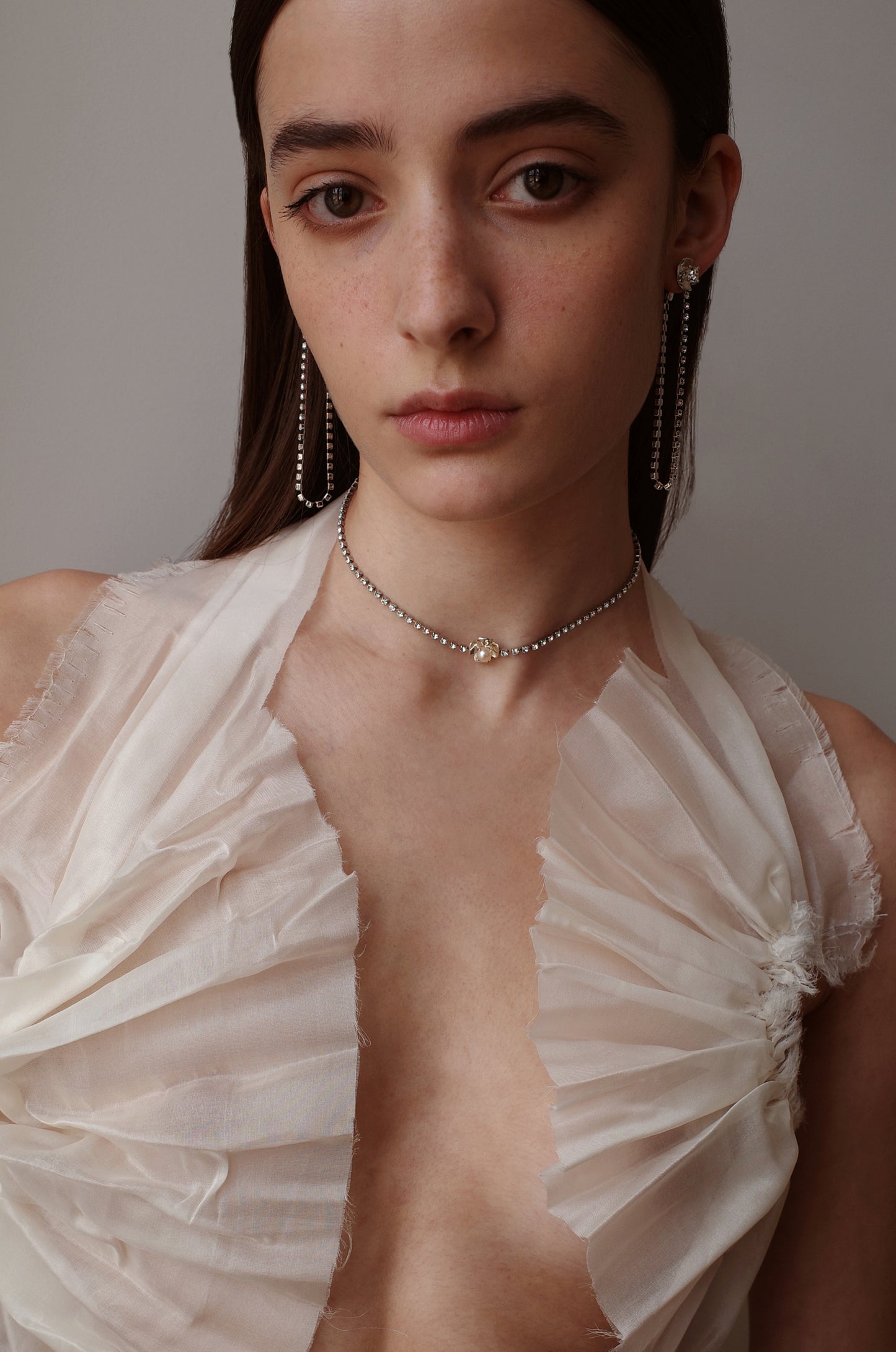 Trillium Choker, in Pure Water
